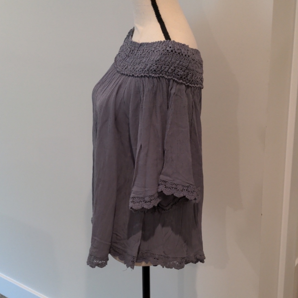 Off the shoulder blouse - Picture 2 of 6